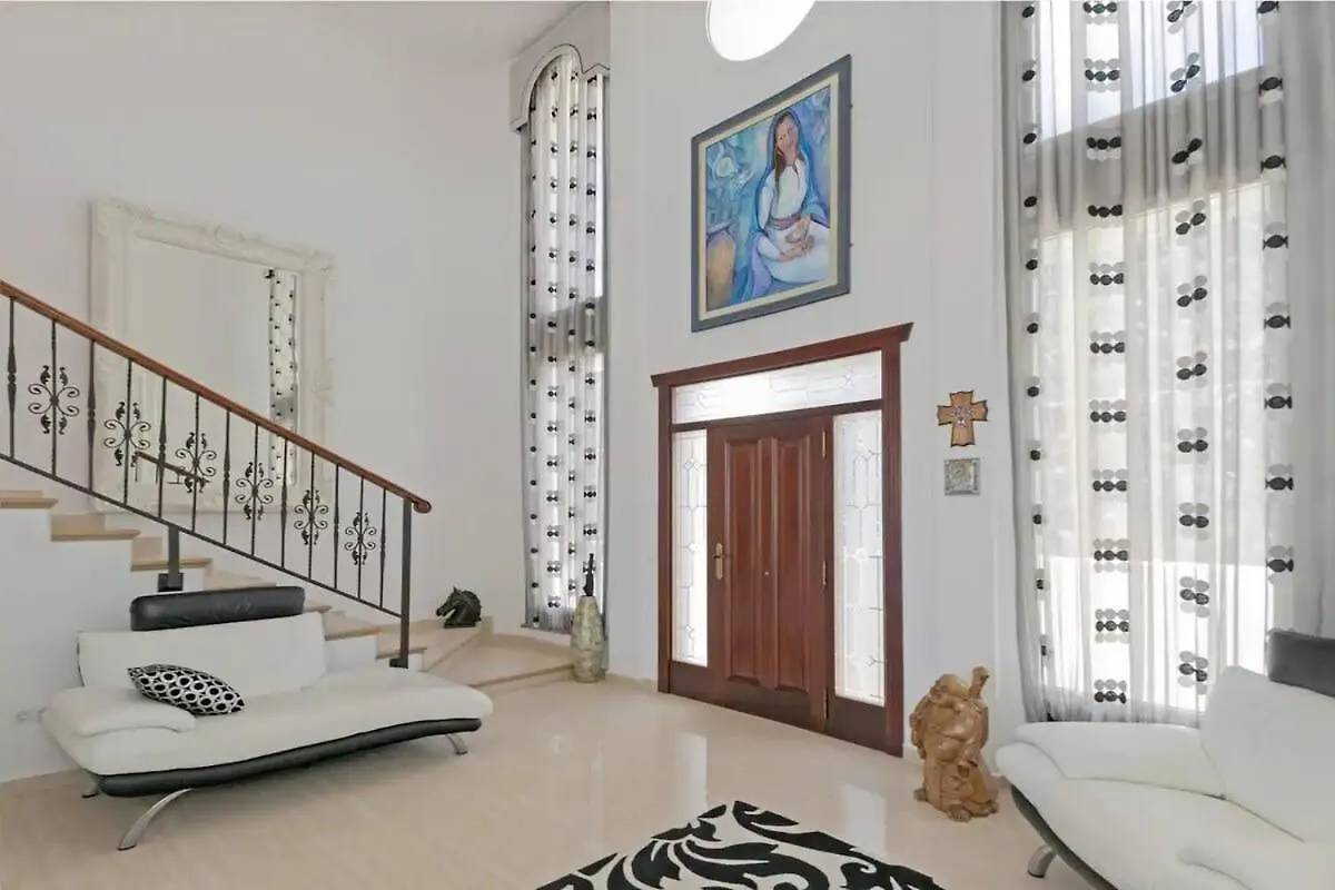 Villa Athena With Private Heated Pool And Sea Views Costa Adeje  0*, Costa Adeje (Tenerife)