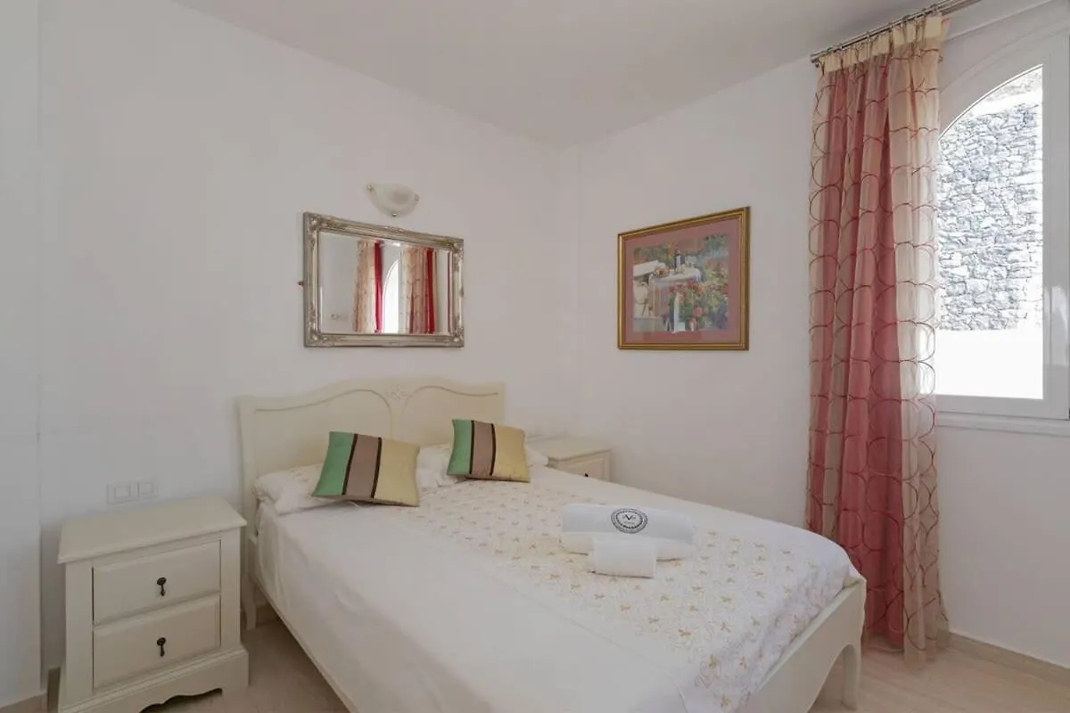 Villa Athena With Private Heated Pool And Sea Views Costa Adeje  0*, Costa Adeje (Tenerife) Spain