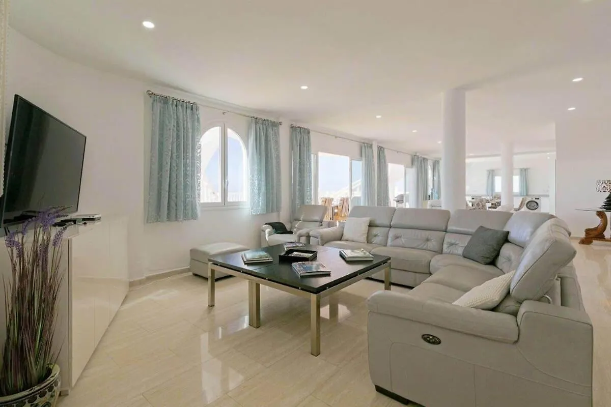 Villa Athena With Private Heated Pool And Sea Views Costa Adeje  0*, Costa Adeje (Tenerife)