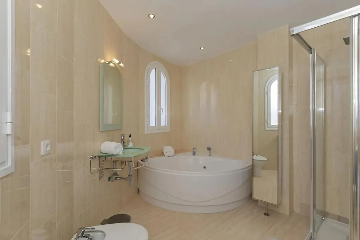 Villa Athena With Private Heated Pool And Sea Views Costa Adeje  Costa Adeje (Tenerife)