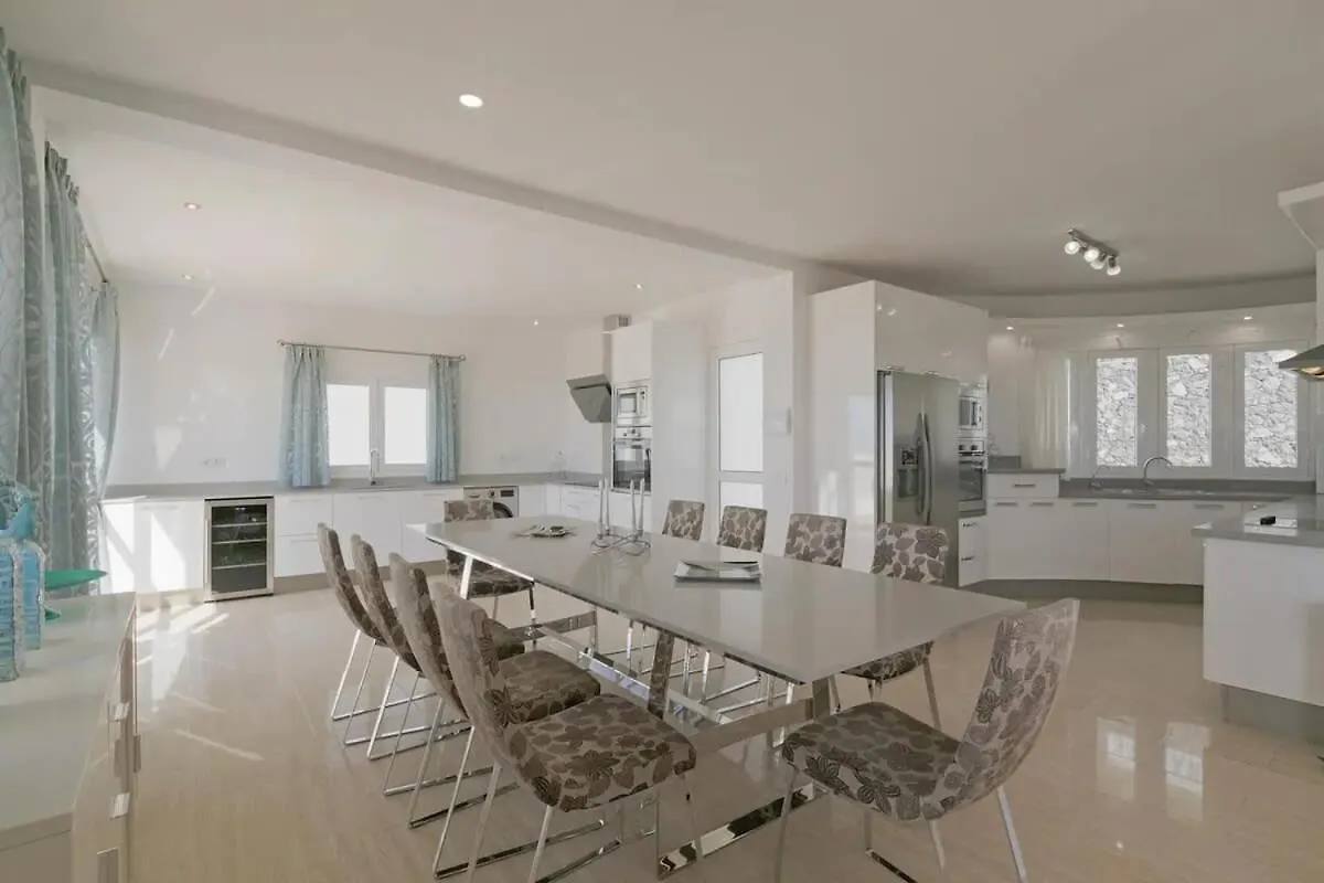 Villa Athena With Private Heated Pool And Sea Views Costa Adeje