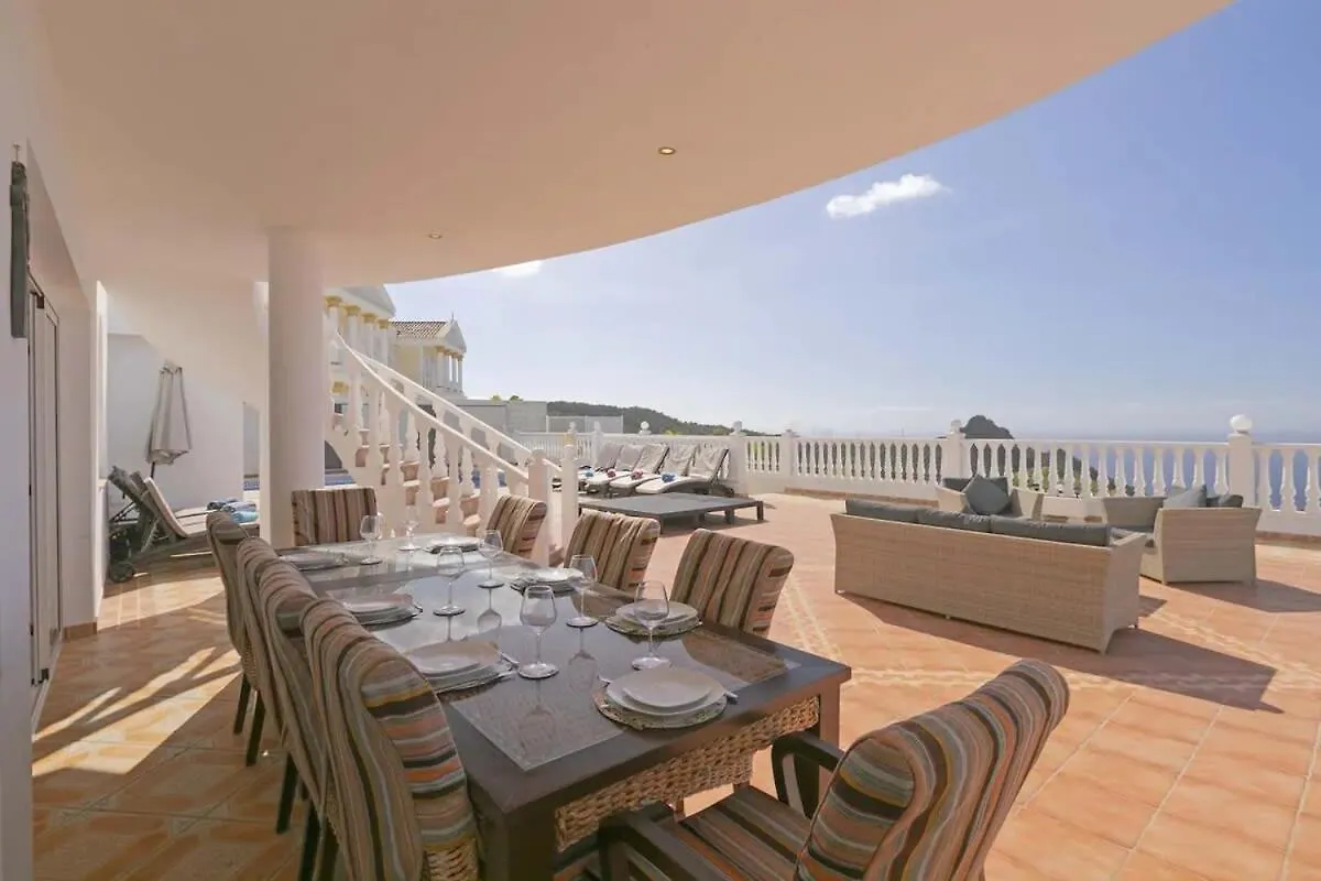 Villa Athena With Private Heated Pool And Sea Views Costa Adeje  0*, Costa Adeje (Tenerife)