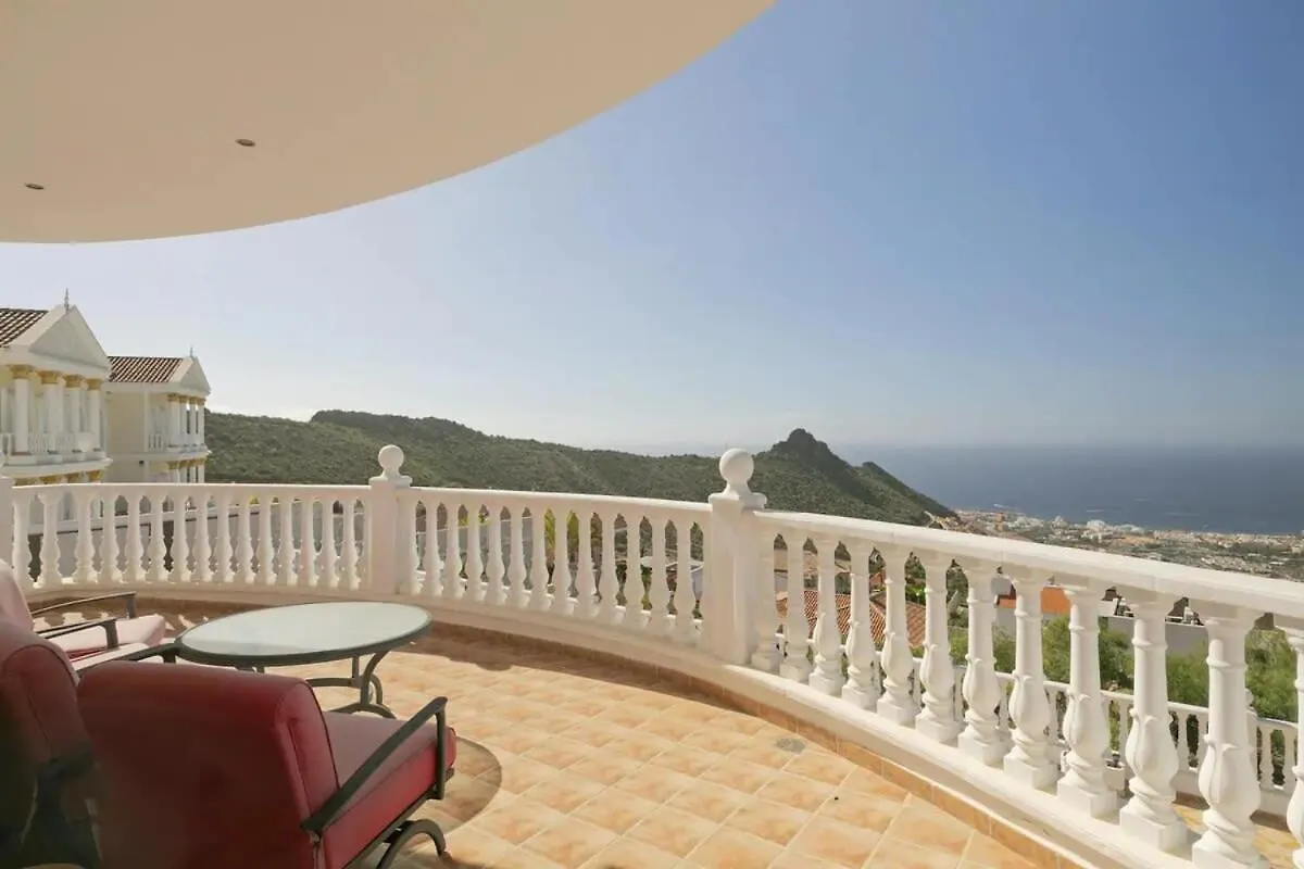 Villa Athena With Private Heated Pool And Sea Views Costa Adeje  0*, Costa Adeje (Tenerife)